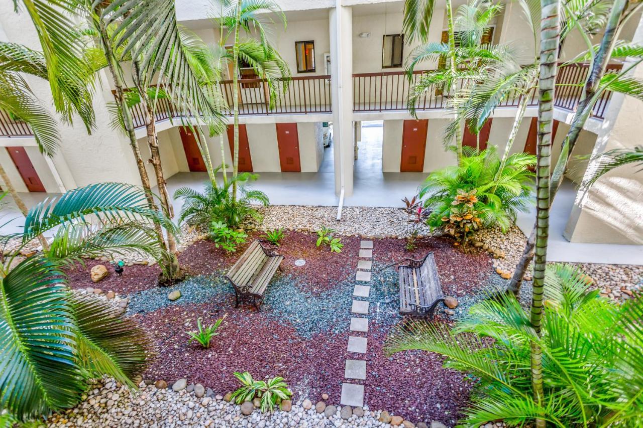Ocean Breeze & Santa Maria Condos Fort Myers Beach Eksteriør bilde